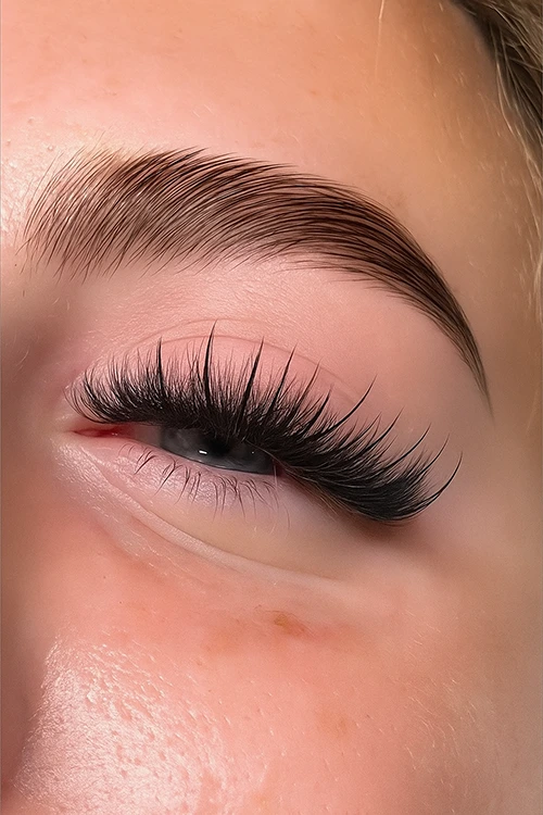 Volume Russe, Volume Russe 3D, Volume Russe 2D à 6D, Extensions de Cils, volume russe cils, volume russe 2d, volume russe avant après